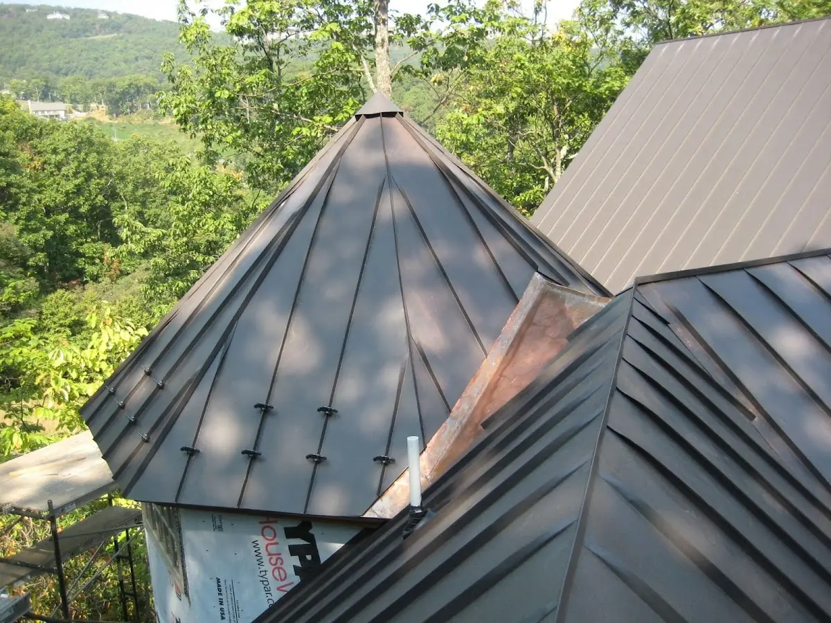 Professional Roof Tarp Installation by Craftsman Roofing in La Crosse